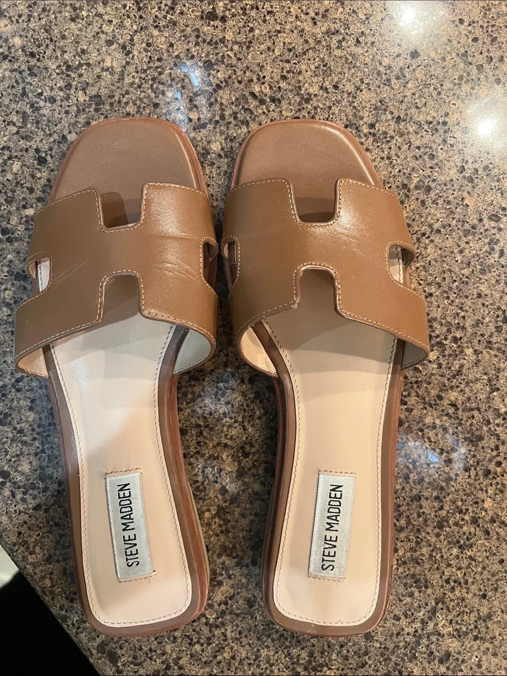 Steve Madden Tan Slide Mules with Cutout Strap - Picture 2 of 3
